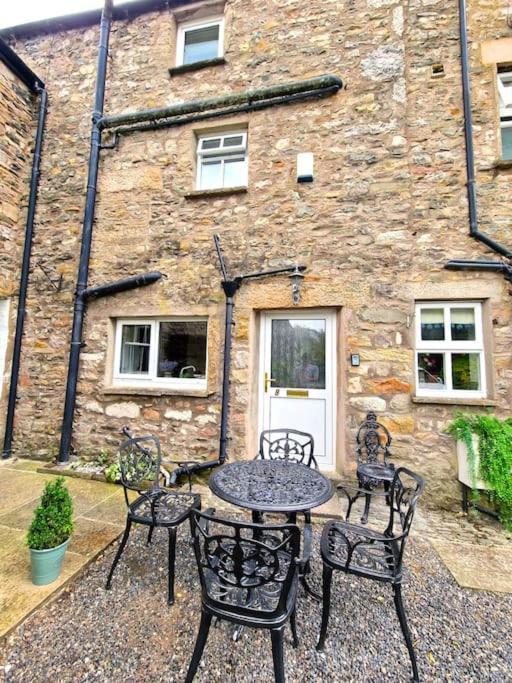 Holly Tree Cottage - Central Kirkby Lonsdale 3 Bedroom المظهر الخارجي الصورة